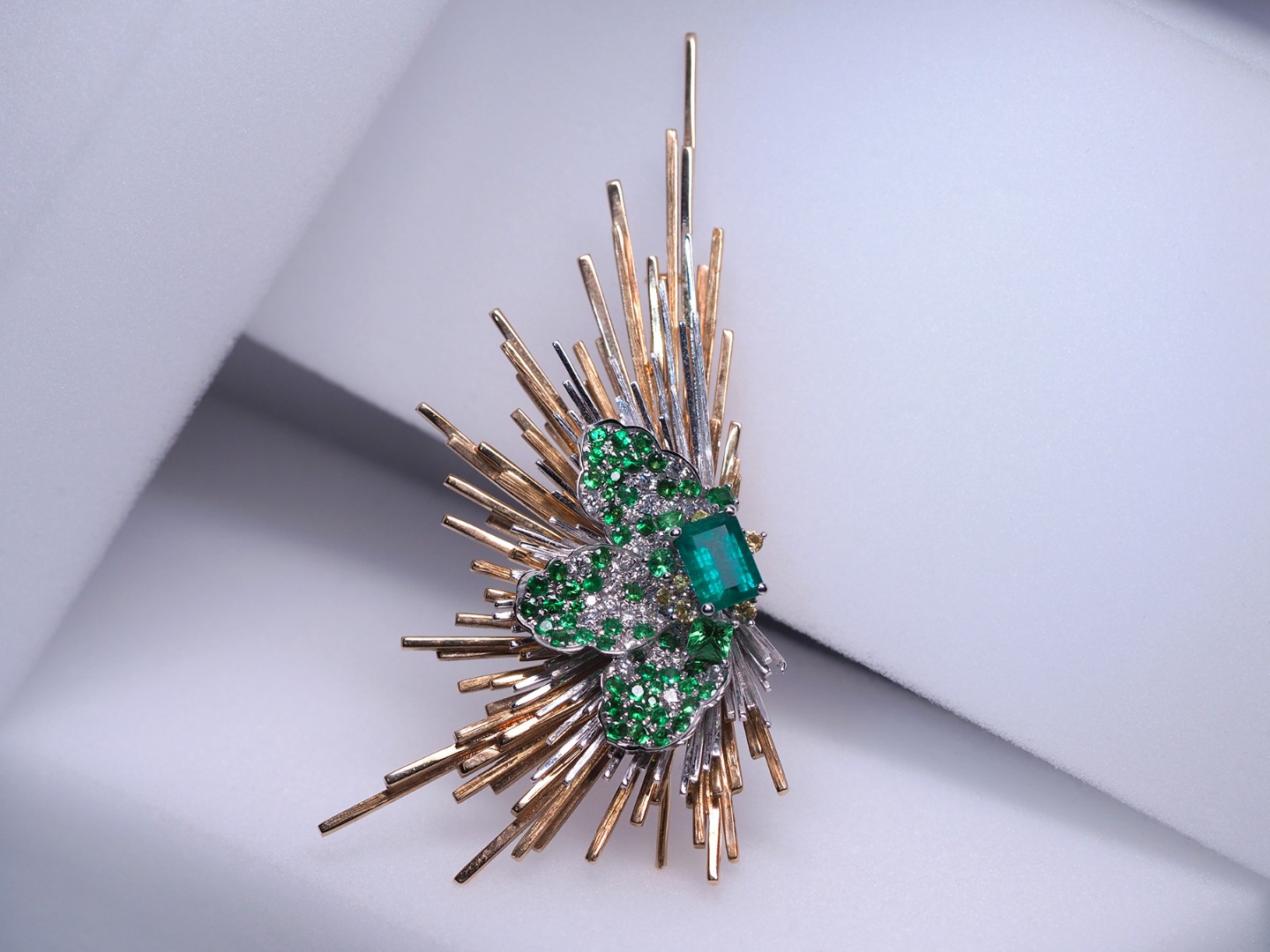 emerald diamonds tsavorite yellow sapphire gold brooch