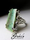 Кольцо с кристаллом зеленого берилла изумруда