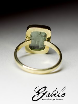 Золотое кольцо с бериллом
