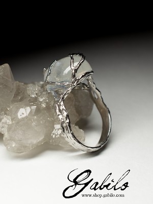 Серебряное кольцо с адуляром с сертификатом