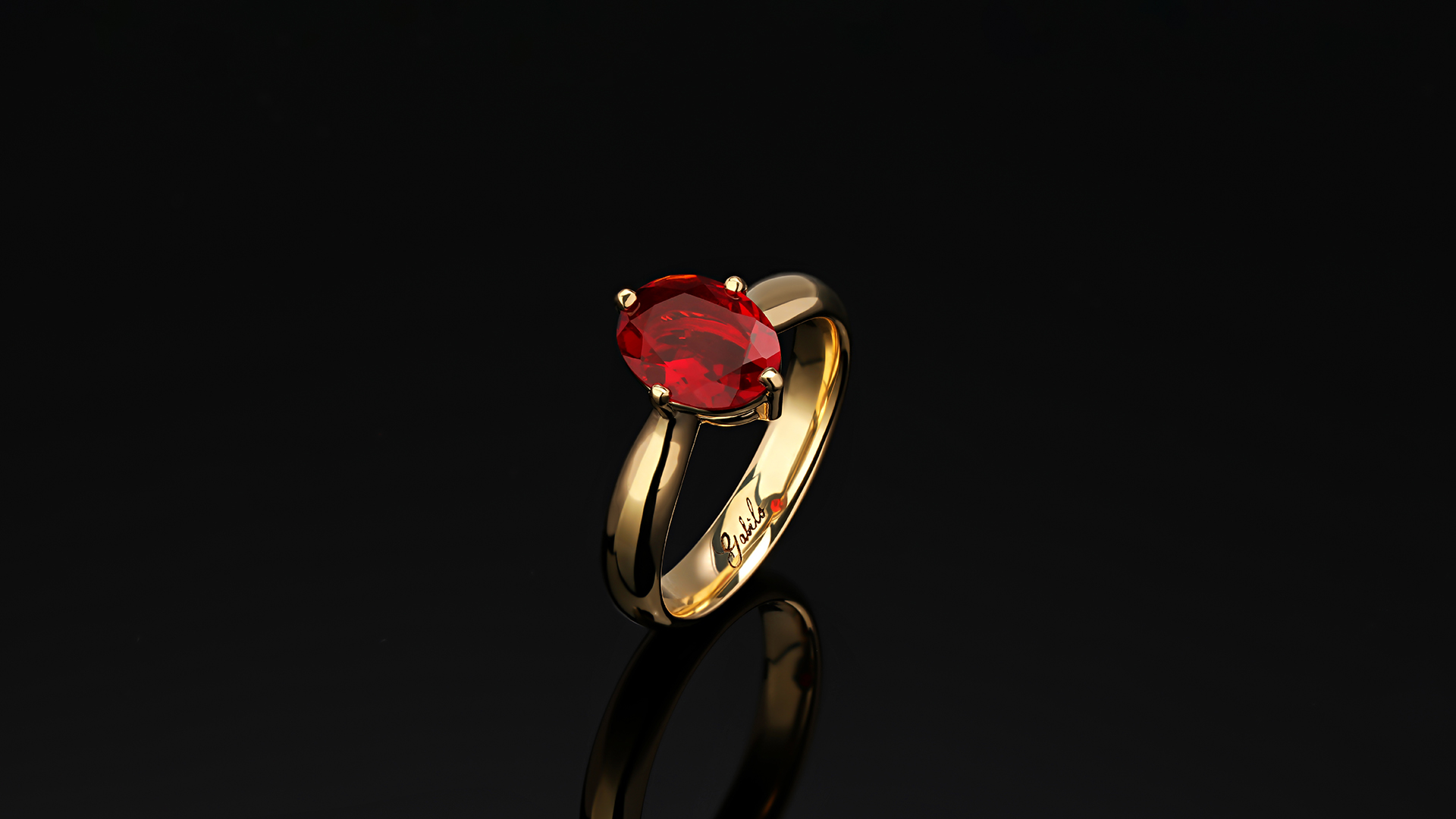 Rings with red gemstones Gabilo