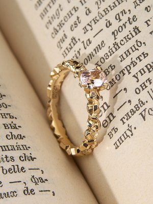 Золотое кольцо с Морганитом