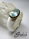 Серебряное кольцо с голубым цирконом