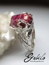 Мужское кольцо с кристаллом рубина в серебре