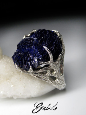 Серебряное кольцо с азуритом