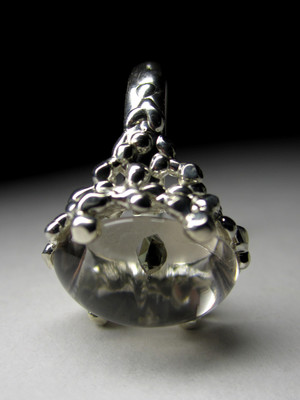 Кольцо из горного хрусталя с кристаллом пирита