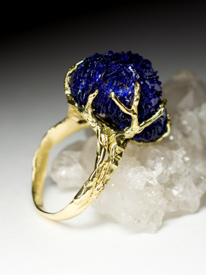 Кольцо с кристаллом Азурита