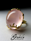 Кольцо с розовым кварцем в золоте