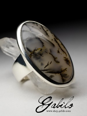 Серебряное кольцо с моховым агатом