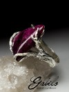 Серебряное кольцо с эвдиалитом