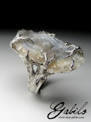 Серебряное кольцо с агатовой розой