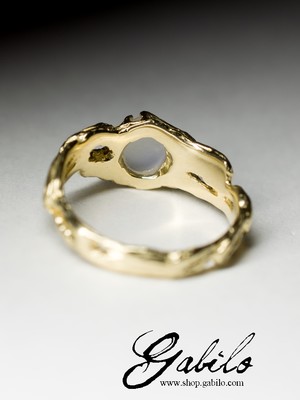 Золотое кольцо с адуляром лунным камнем