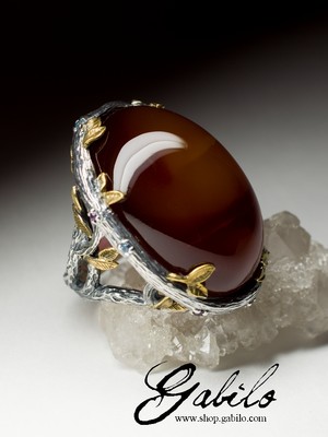 Мужское крупное кольцо с сердоликом в серебре