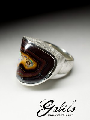 Перстень с опалом в серебре