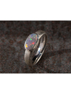 Серебряное кольцо с благородным опалом
