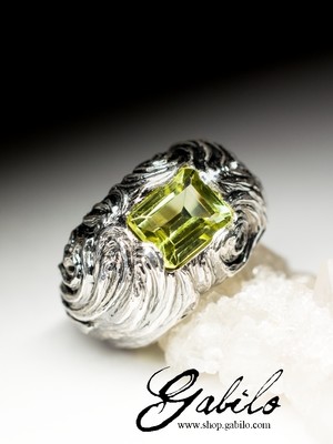 Серебряное кольцо с лимонным кварцем