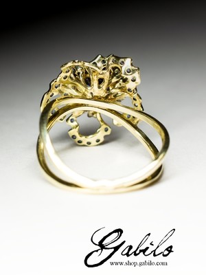 Золотое кольцо с танзанитом сапфирами и бриллиантами