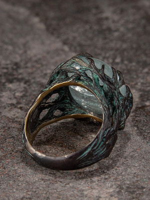 Крупное серебряное кольцо с аквамарином